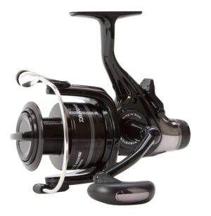 Daiwa Naviják Black Widow BR 5000A